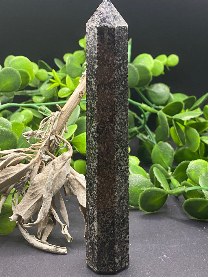 Spinel Matrix 5” Polished Point