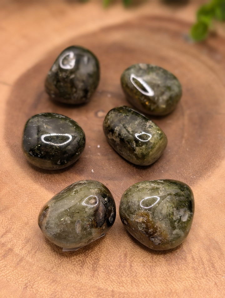 Green Garnet Tumbled