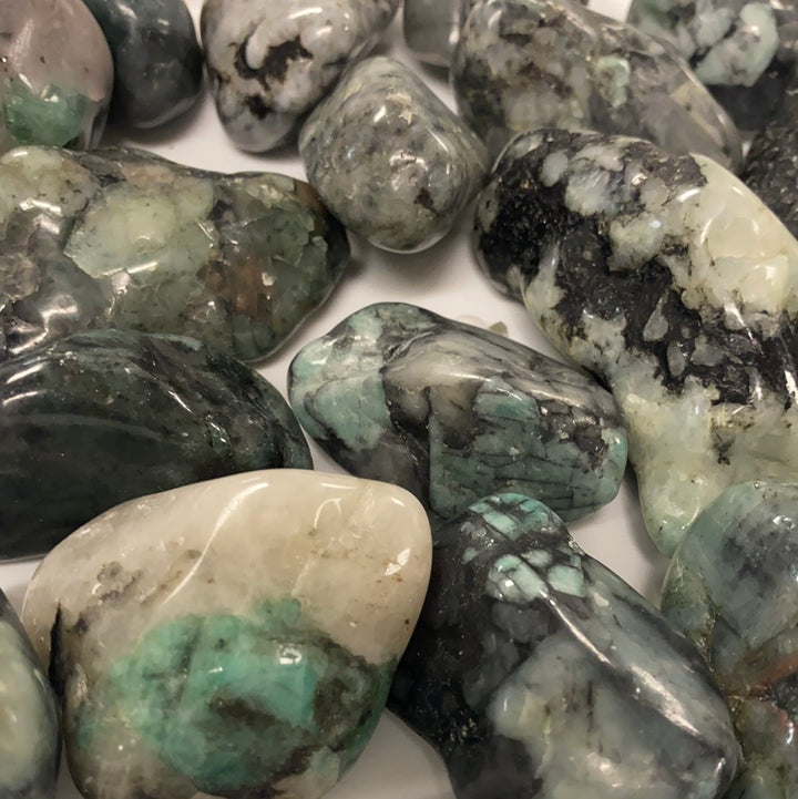 Emerald Tumbled Stone