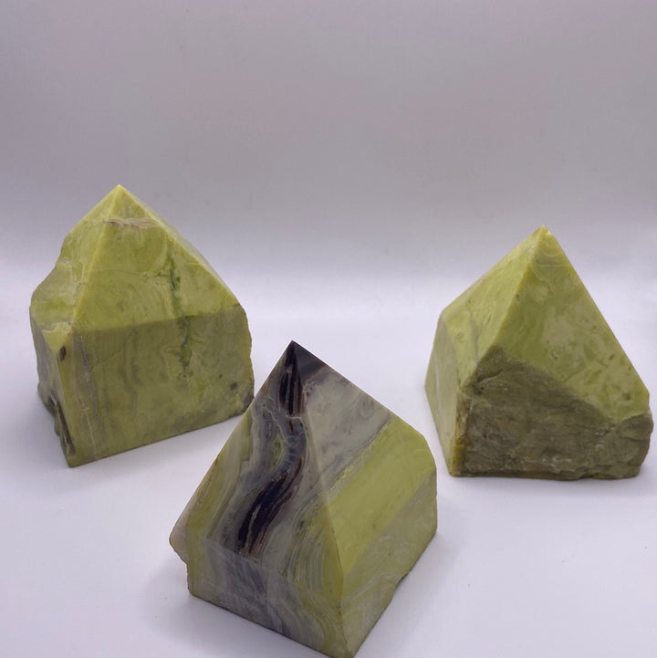 Serpentine Top Polished Point