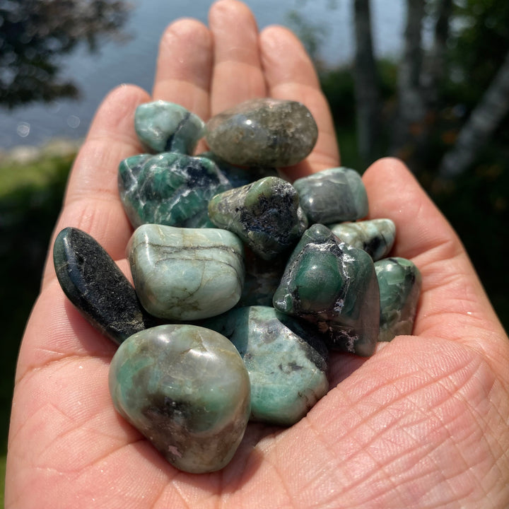 Emerald Tumbled Stone