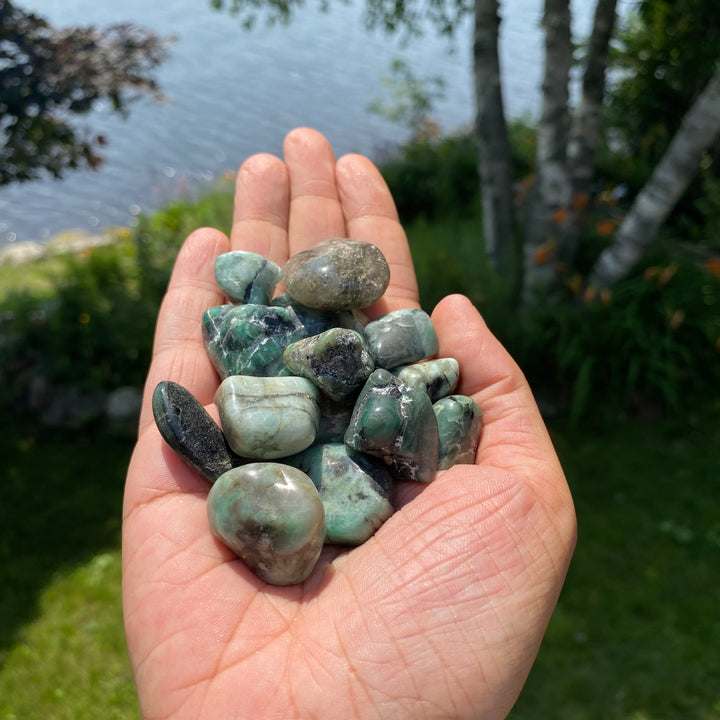 Emerald Tumbled Stone