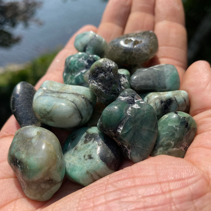 Emerald Tumbled Stone