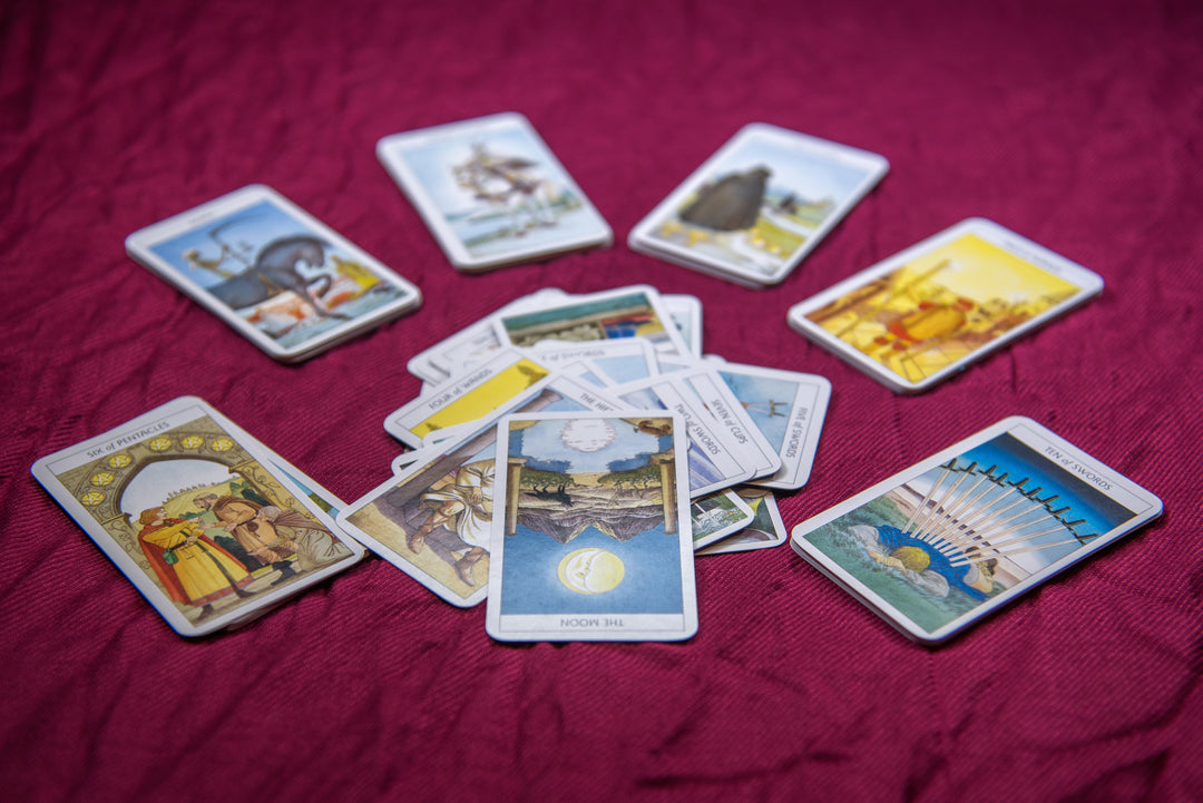 Tarot & Oracle Cards