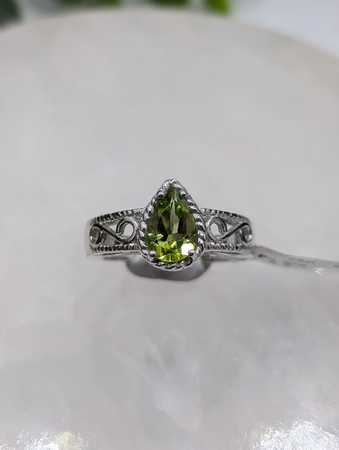 Teardrop Peridot Sterling Silver Ring (Size 7)