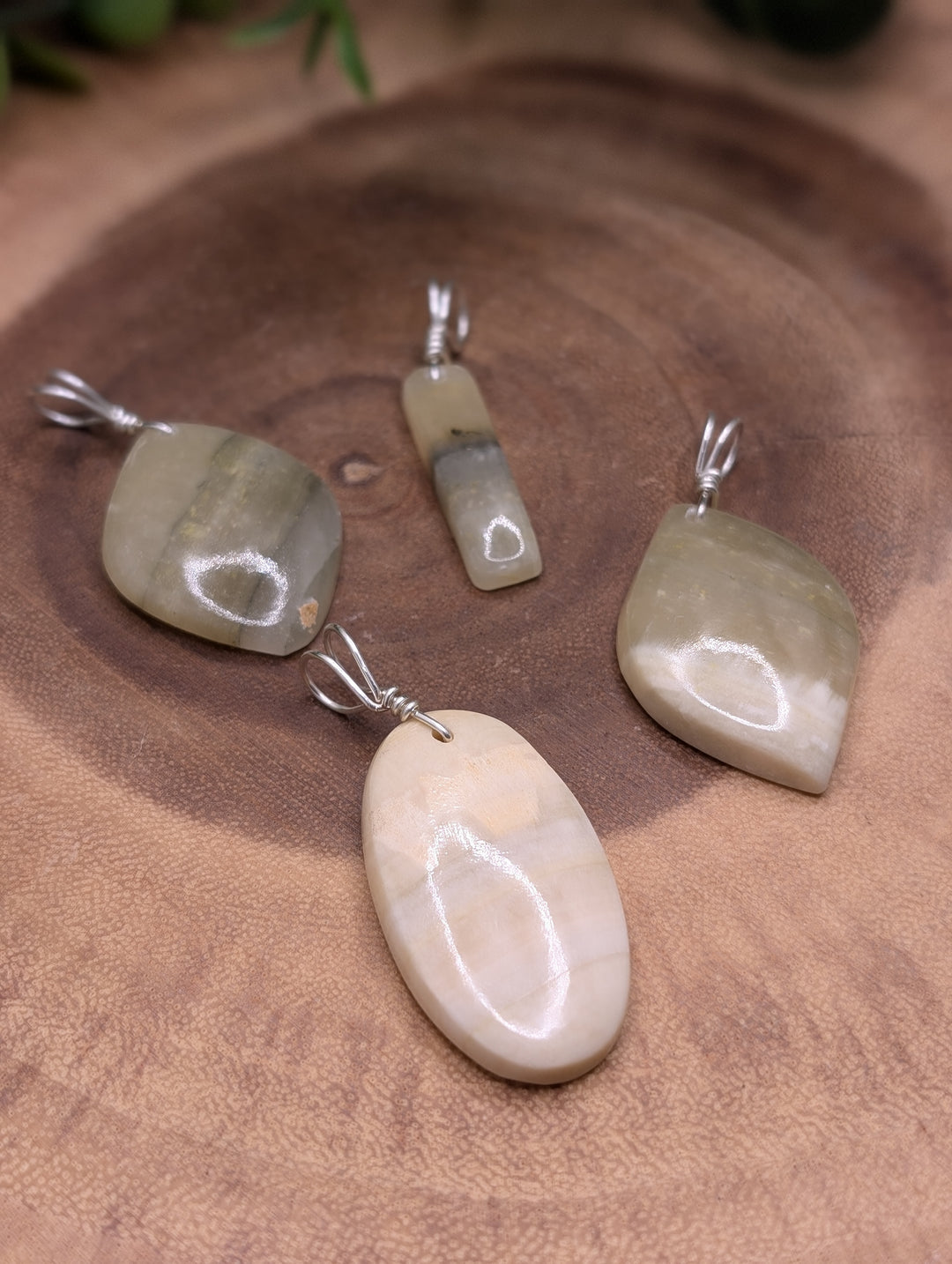 Serpentine Pendant