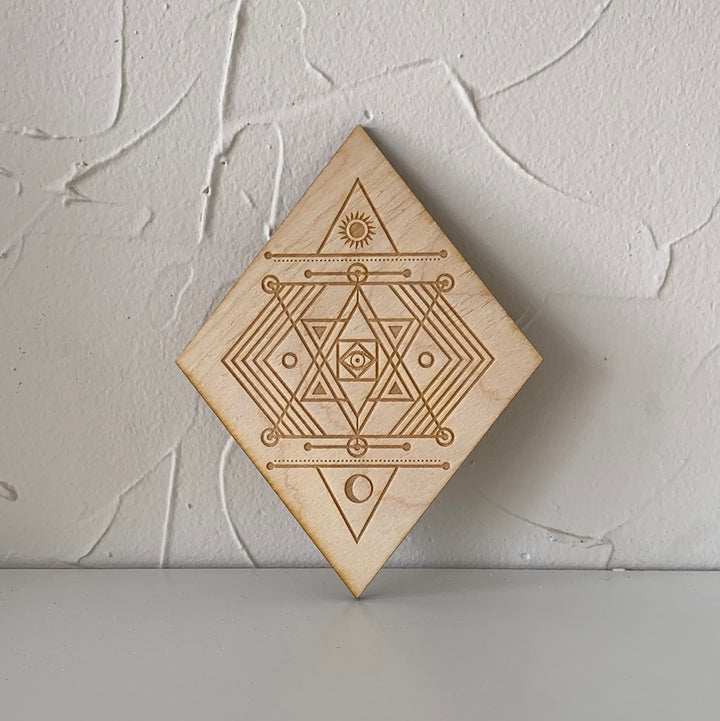 Diamond Geometric Crystal Grid 6”